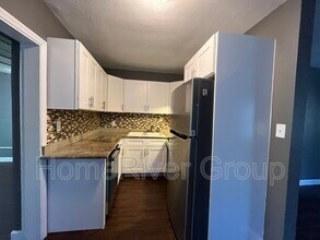 4715 W Knights Ave in Tampa, FL - Building Photo - Building Photo