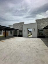 2102 Cassandra St in Mission, TX - Building Photo - Building Photo