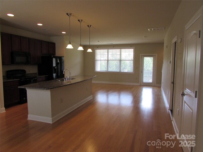 103 Steinbeck Wy in Mooresville, NC - Building Photo - Building Photo