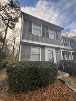 1227 Scaleybark Rd, Unit Apt F in Charlotte, NC - Building Photo