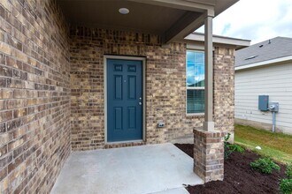 229 The Duke Dr in Jarrell, TX - Building Photo - Building Photo