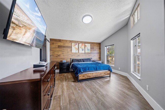 10253 Allenwood Dr in Riverview, FL - Foto de edificio - Building Photo