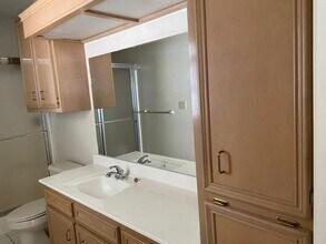 709 Nightingale Ave, Unit D in McAllen, TX - Building Photo - Building Photo