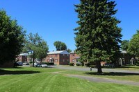 Building Photo - Crestwood Townhomes Apartments in Albany, New York
