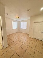 2732 SE 15th Pl in Homestead, FL - Building Photo - Building Photo