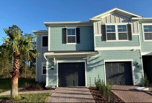 272 Belfort Ct in St. Augustine, FL - Building Photo
