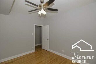 2958 N Washtenaw Ave, Unit 1 in Chicago, IL - Building Photo - Building Photo