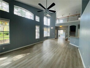 1581 SW Harbour Isles Cir in Port St. Lucie, FL - Building Photo - Building Photo