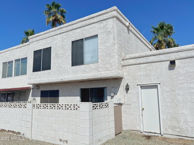16029 N 25th Dr in Phoenix, AZ - Building Photo - Building Photo
