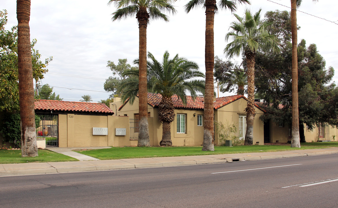 718-720 W McDowell Rd in Phoenix, AZ - Building Photo