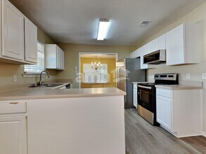 263 Silver Brook Cir in Pooler, GA - Building Photo - Building Photo