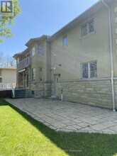 7400 Islington Ave in Vaughan, ON - Building Photo - Building Photo