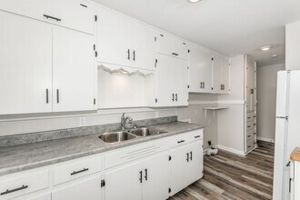 1230 E Fortuna St in Wichita, KS - Building Photo - Building Photo