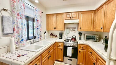 31830 Pso Lindo in Bonsall, CA - Building Photo - Building Photo