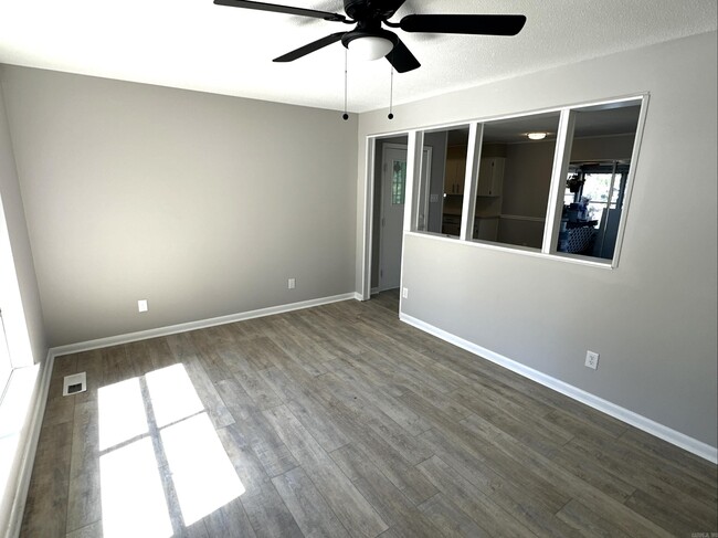 21 Lakeside Dr in Little Rock, AR - Building Photo - Building Photo