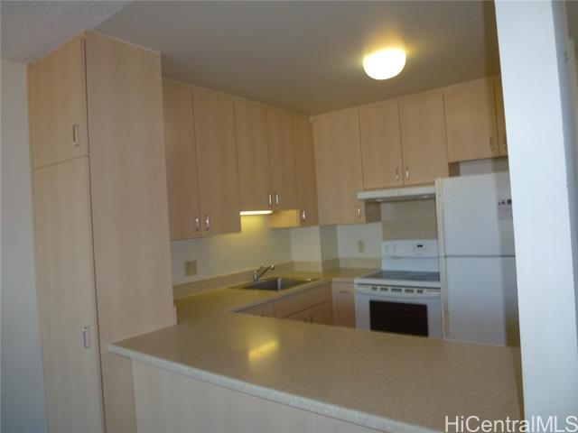 55 S Kukui St in Honolulu, HI - Building Photo