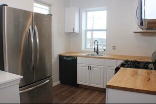 1901 Griffis Ave in Baltimore, MD - Building Photo