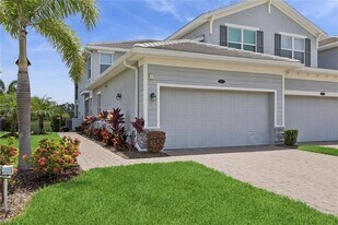 917 Tidewater Shores Loop in Bradenton, FL - Building Photo
