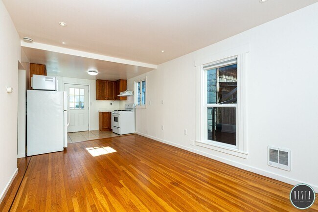 3673-3675-3675 19th St in San Francisco, CA - Building Photo - Building Photo