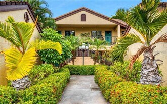 5652 Ashton Lake Dr in Sarasota, FL - Building Photo