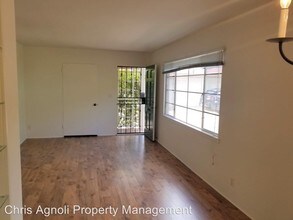 22 W Pedregosa St in Santa Barbara, CA - Foto de edificio - Building Photo