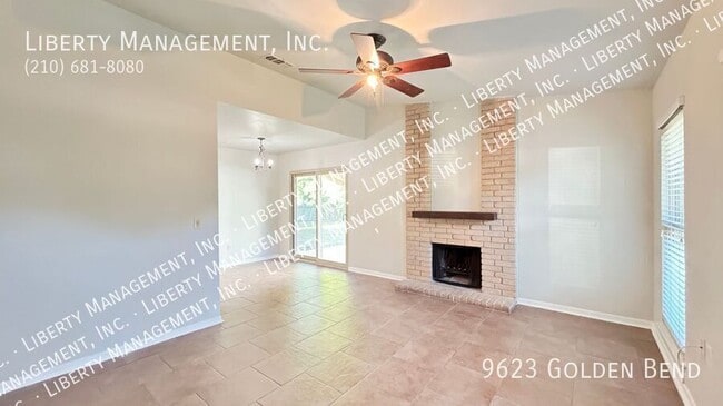 9623 Golden Bend in San Antonio, TX - Building Photo - Building Photo
