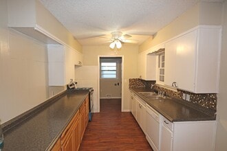 1106 S Strong Blvd in Mcalester, OK - Building Photo - Building Photo