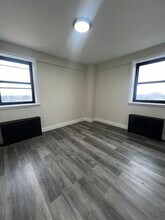 125 Washington St, Unit 125 WASHINGTON in East Orange, NJ - Foto de edificio - Building Photo