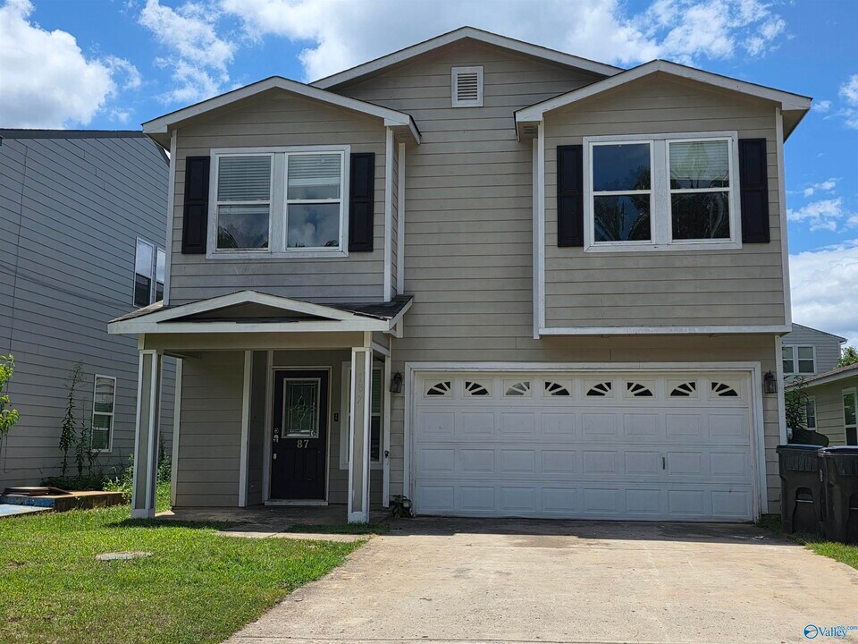 187 Farmington Dr in Harvest, AL - Building Photo