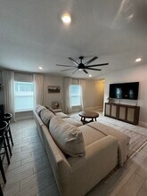 36140 Trinity Glade Rd in Dade City, FL - Building Photo - Building Photo