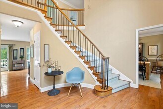 15411 Eagle Tavern Ln in Centreville, VA - Building Photo - Building Photo