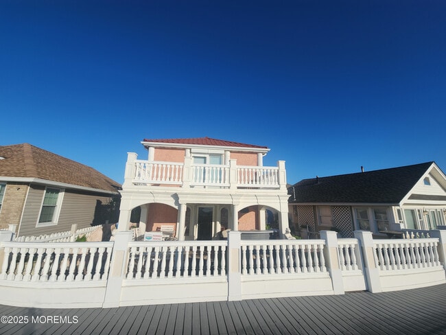 247 Boardwalk in Point Pleasant Beach, NJ - Building Photo - Building Photo
