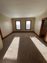 23-25-25 Cleveland St in Springfield, MA - Building Photo - Building Photo