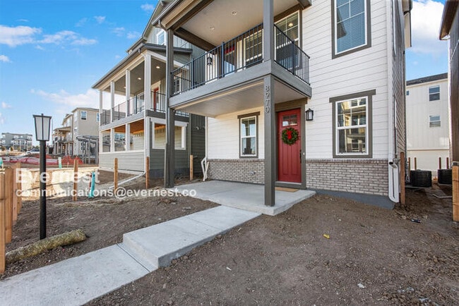 8970 Southurst St in Littleton, CO - Building Photo - Building Photo