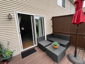 53 Seaside Ave in Stamford, CT - Building Photo - Building Photo