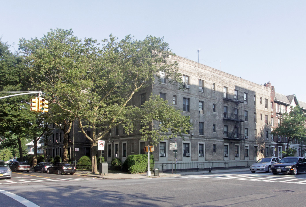 1921 Avenue I in Brooklyn, NY - Foto de edificio