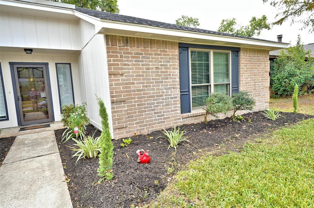 16715 Maplemont Dr in Houston, TX - Building Photo