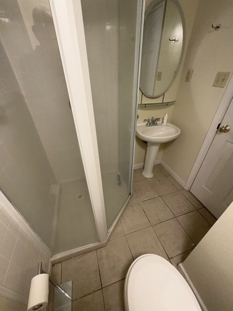 4451 Q St NW, Unit 4451 In-law suite Photo