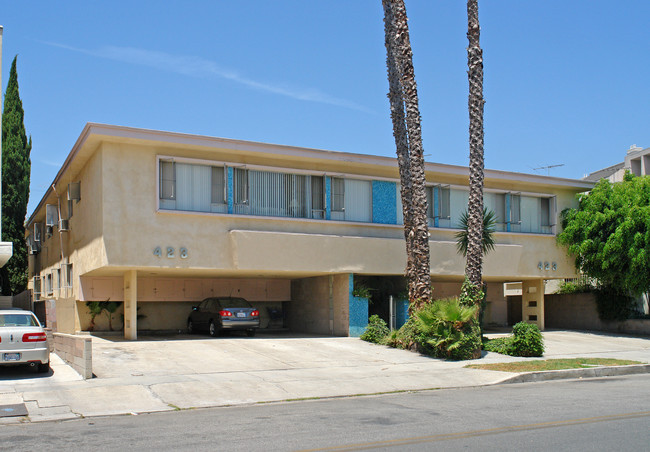 423 S Le Doux Rd in Los Angeles, CA - Foto de edificio - Building Photo