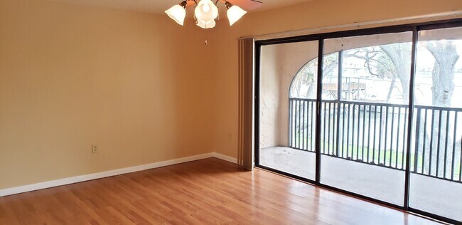 55 Riverside Dr-Unit -205 in Cocoa, FL - Building Photo - Building Photo