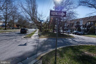 1611 Airy Hill Ct-Unit -F in Crofton, MD - Building Photo - Building Photo