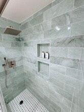 4060 Huerfano Ave, Unit 313 in San Diego, CA - Foto de edificio - Building Photo