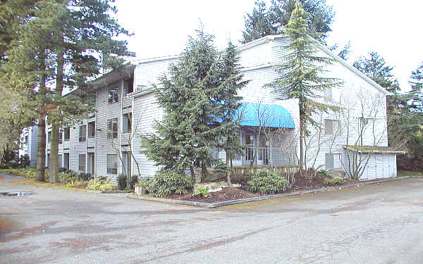 Whitman Place Apartments in Shoreline, WA - Foto de edificio