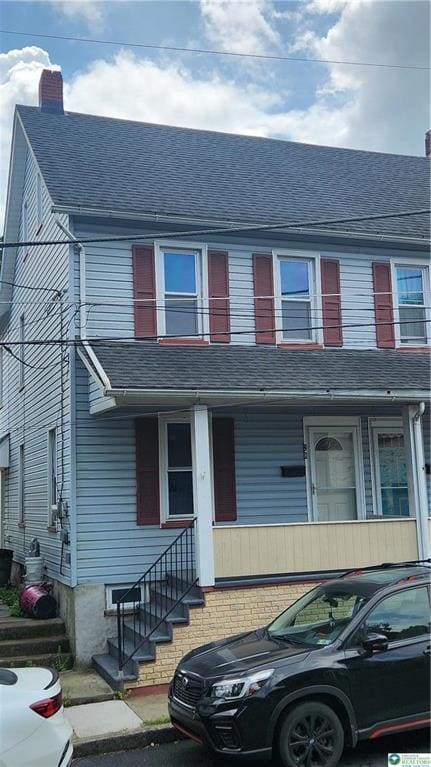 property at 28 E Walnut St