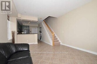3531 Lake Shore Blvd W in Toronto, ON - Building Photo - Building Photo