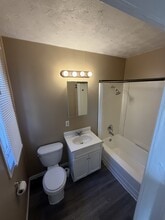 733 Sherburne Ave in St. Paul, MN - Building Photo - Building Photo