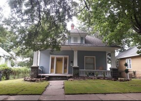 1109 N Cheyenne Ave in Tulsa, OK - Building Photo