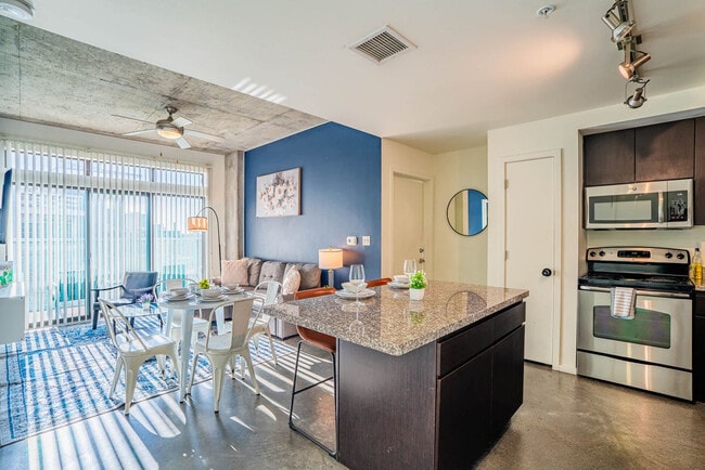 333 E Roosevelt St, Unit SI ID1388245P in Phoenix, AZ - Building Photo - Building Photo