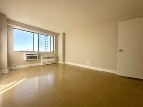 40 E Sidney Ave in Mount Vernon, NY - Building Photo - Building Photo