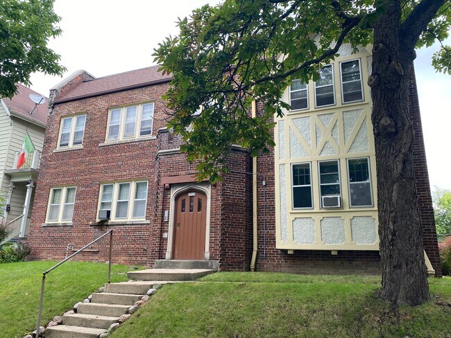 1820 N 1st St, Unit 3